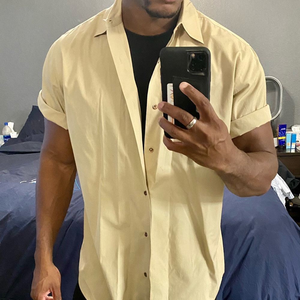Banana Republic Short Sleeved Button Down